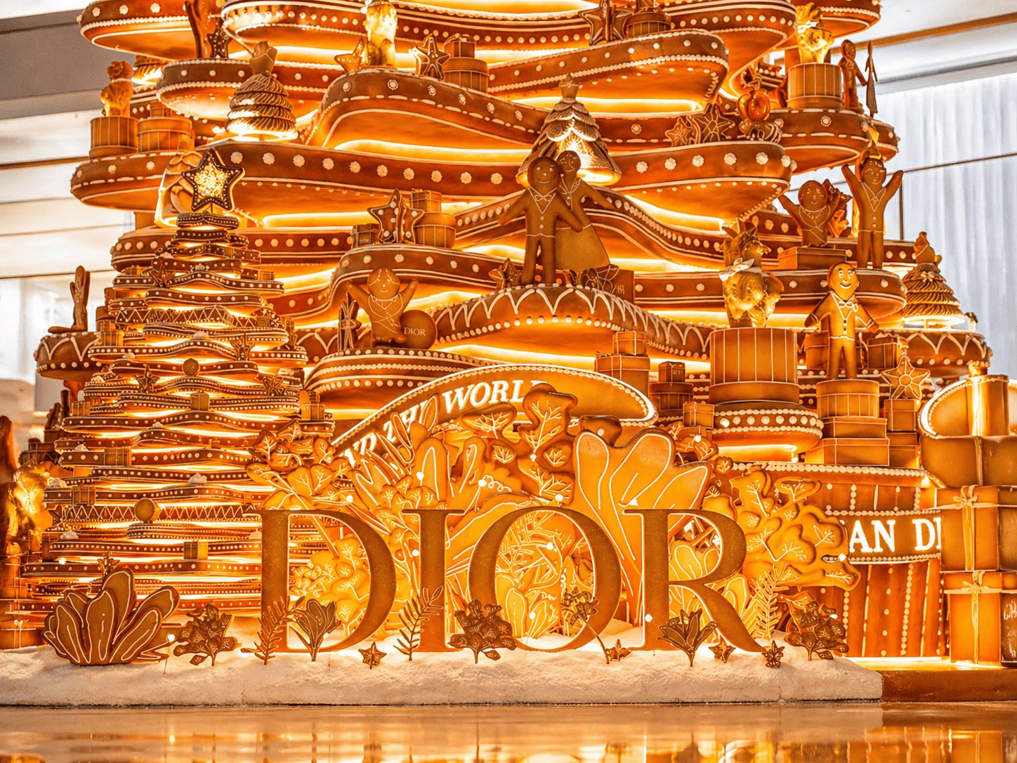 Rescuing Dior: The Engineering Behind High-End Candle Manufacturing