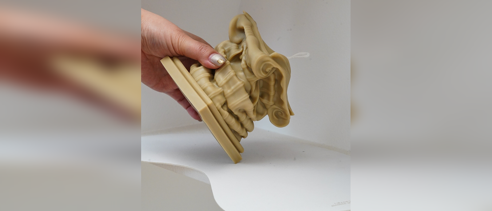 Silicone mold development -- mold split and demolding detail